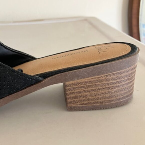 Black Suede-Like Memory Foam Mules - Picture 3 of 4